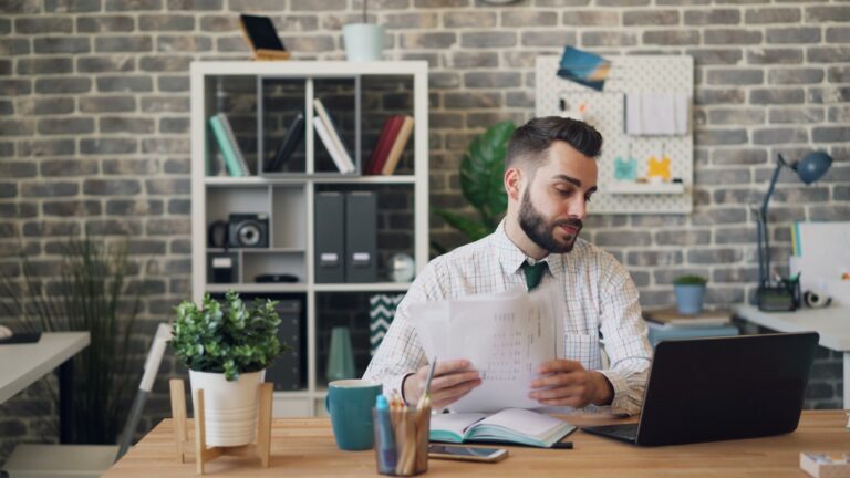 Man setting up power of attorney